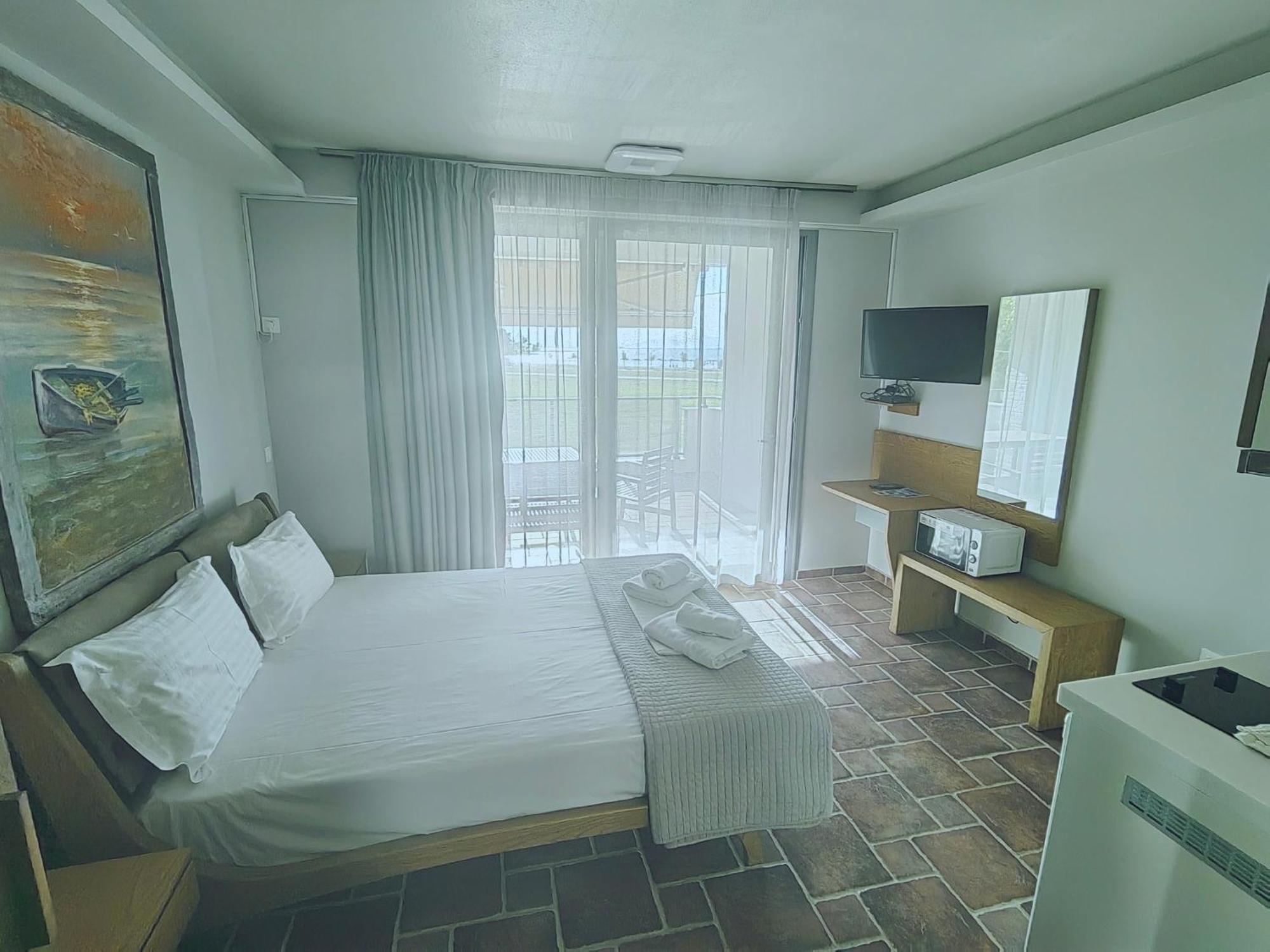 Bella Vista Apartments Keramoti Eksteriør bilde